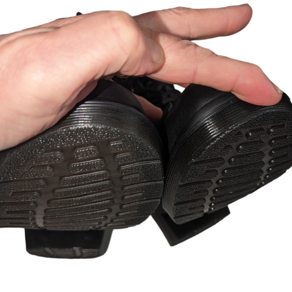 Dr, Martens Black Patent Leather 1460 Lamper Boots Yellow Stitching Size 10 NWOT - Picture 7 of 13